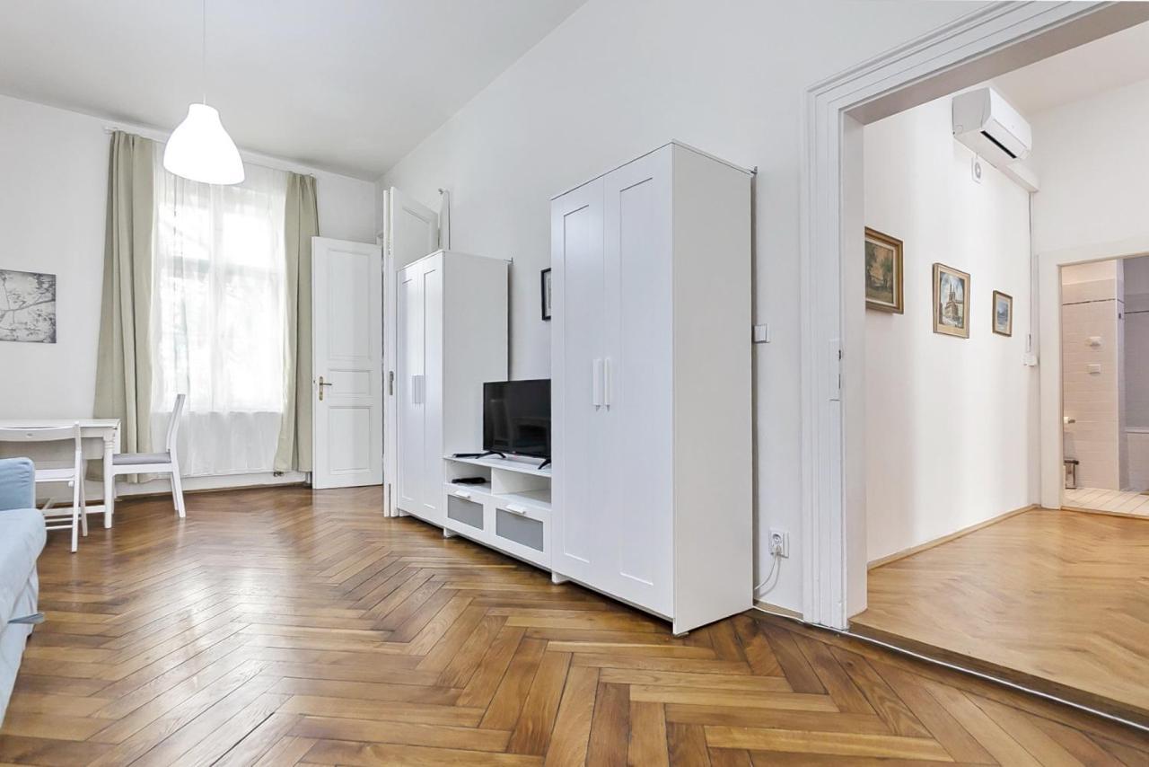 Aparthotel Wenceslas Prag Exterior foto
